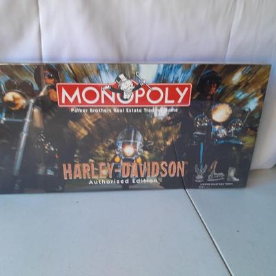 New sealed - Harley Monopoly game - GREAT GIFT IDEA!