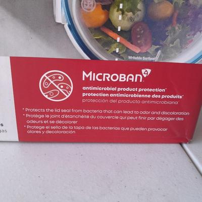 New in the box - glass 10-piece PYREX dish set - Freshlock plus lids Microban