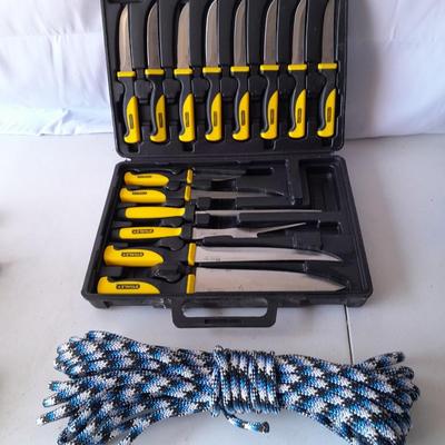 Nice Stanley Knife set in molded case perfect for home or camper with Rope - Hunting - camping - fishing