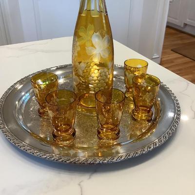 Amber glass with grape motif decanter set with 5 glasses and tray