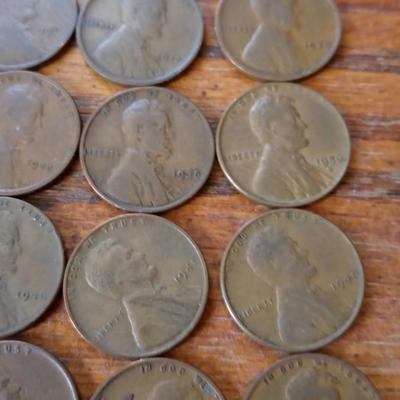 LOT 21 FIFTEEN OLD WHEAT PENNIES