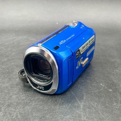 JVC Everio GZ-MS230AU 45x Zoom Digital Video Camcorder and Accessories