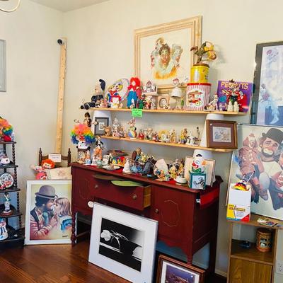 Lot 8: Clown Selection & More