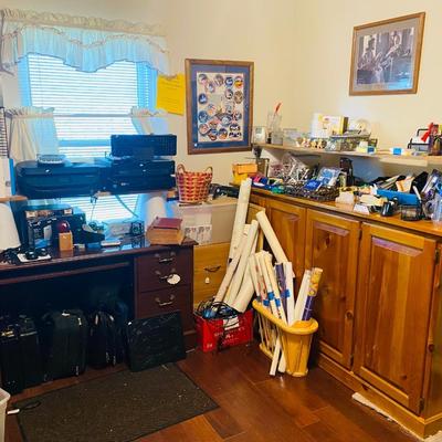 Lot 24: Office Left Side Selection