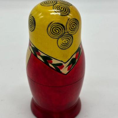 Russian Nesting Dolls, Wood Doll, collectable figurine