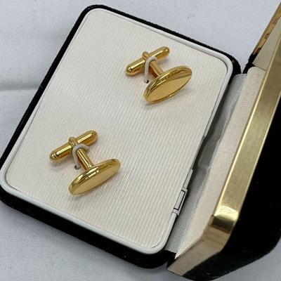 Geoffrey Beene Gold Toned Cuff Links