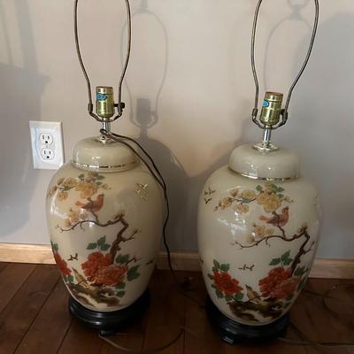 Pair of Vintage Lamp Hand Painted Chinoiserie Table Lamp / Lighting / Vintage Home Decoration-local pickup and shipping available
