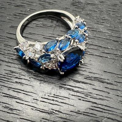 Inlaid Blue Zircon Ring