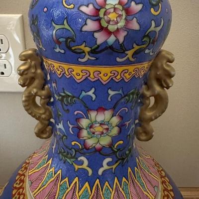 Pair of Chinese Vintage Porcelain Enamel Colour Bottle Vase With Four Characters Mark-local pickup and shipping available