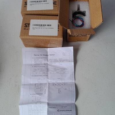Three brand-new round Nema 14 stepper Motors -