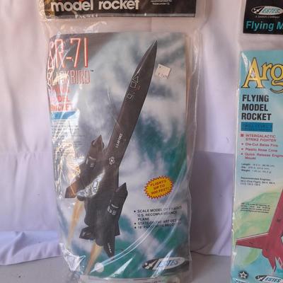 Sealed in Package - Two Flying model Rockets - Argosy - SR-71 Blackbird -Estes brand made in USA