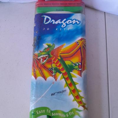 Awesome for fall fun! Amazing Ready to fly 3D Dragon Kite! Sealed in container! 90" wingspan!