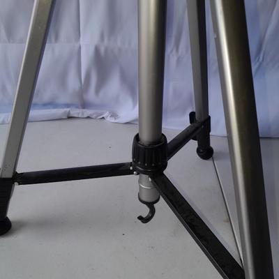 Nice Adjustable Amnico Camera tripod