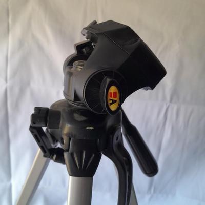 Nice Adjustable Amnico Camera tripod