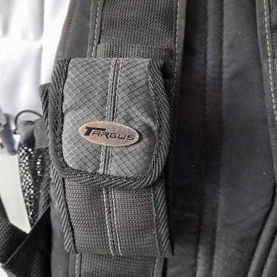 Nice Targus padded and divided camera backpack style bag with Targus adjustable Tripod