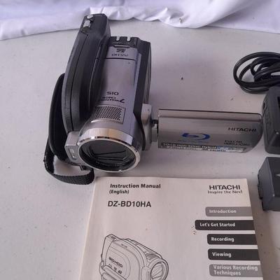 Nice Hitachi Full HD Blu ray disk camcorder complete with battery & charger - instruction book and DVD RW disks