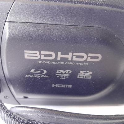 Nice Hitachi Full HD Blu ray disk camcorder complete with battery & charger - instruction book and DVD RW disks