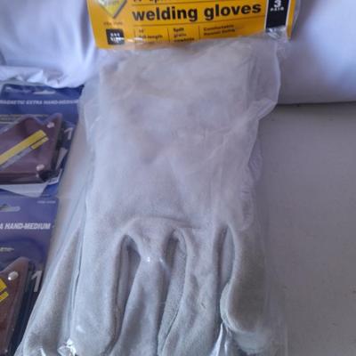 Package of 3 brand new cowhide leather welding gloves and two brand new magnetic extra hand's