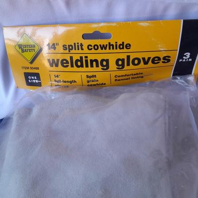 Package of 3 brand new cowhide leather welding gloves and two brand new magnetic extra hand's