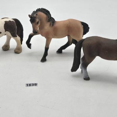 3 HORSE NIGHT