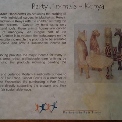 JEDANDO ORIGNAL KENYA ARTIST CRAFT NOVELTY WOODEN CARVED AFRICAN ANIMALS/ PARTY ANIMALS AT BAR