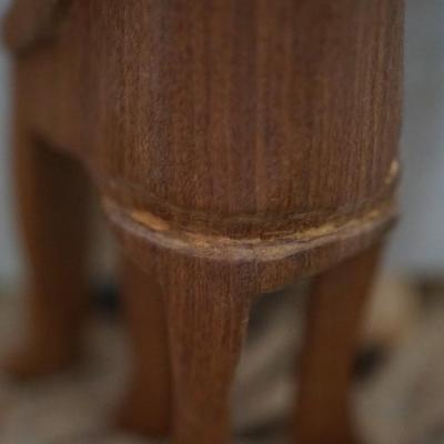 JEDANDO ORIGNAL KENYA ARTIST CRAFT NOVELTY WOODEN CARVED AFRICAN ANIMALS/ PARTY ANIMALS AT BAR