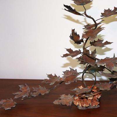 SIGNED BURGESS 74' METAL SCULPTURE OF PATINA COPPER OAK LEAVES ON A GEODE ROCK BASE