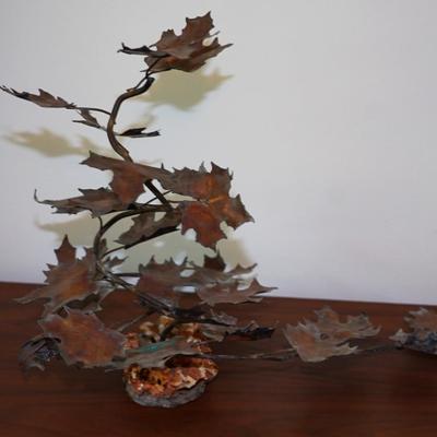 SIGNED BURGESS 74' METAL SCULPTURE OF PATINA COPPER OAK LEAVES ON A GEODE ROCK BASE