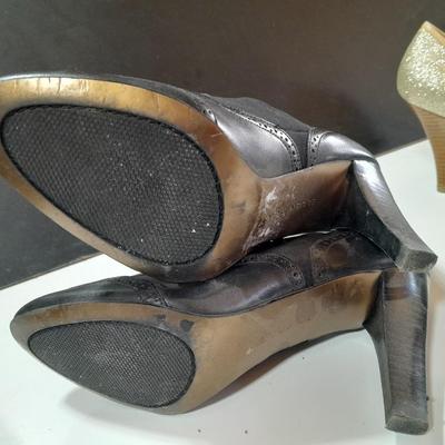 Two pair of Womens dress shoes - high heels size 8m
