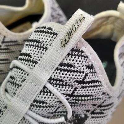 Sketcher shoes size 9