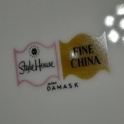 Style house Damask fine China set - setting for 4