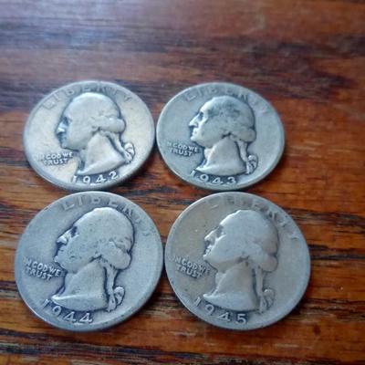 LOT 23 WW II WASHINGTON QUARTERS