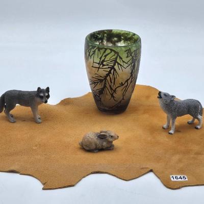 Wolf Pack Decor