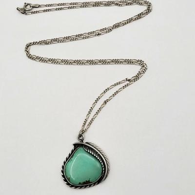 Vintage Navajo Turquoise Pendant Necklace