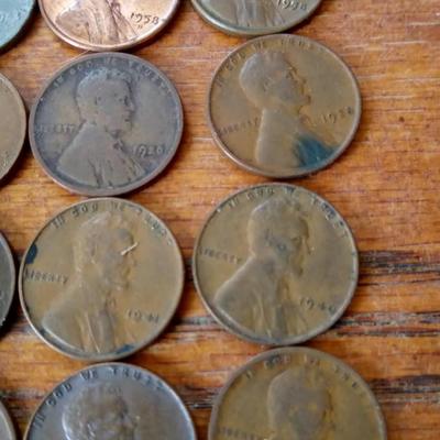 LOT 33 15 EARLY WHEAT PENNIES