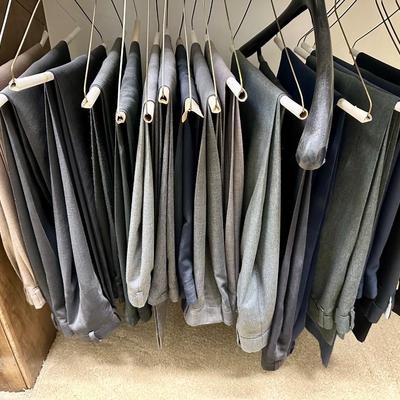 Lot of Men’s Suits and Pants sz 40/42