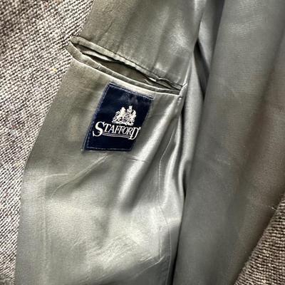 Lot of Men’s Suits and Pants sz 40/42