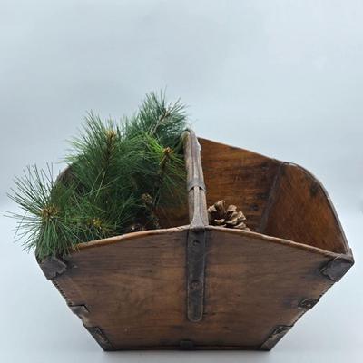 Decor/Magazine Holder