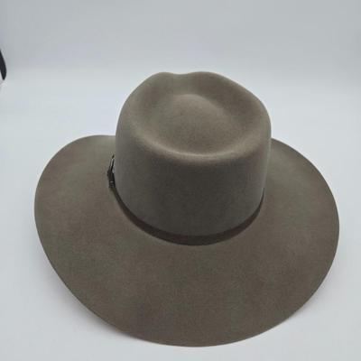 Nice Stetson Hat size 7 5/8 in box
