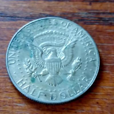 LOT 48 1967 KENNEDY HALF DOLLAR