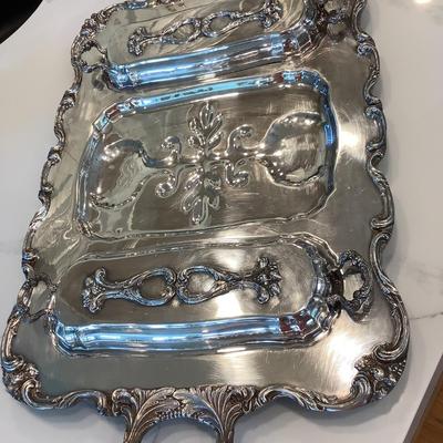 Vintage Roast platter with covers and handles 27” x 16”