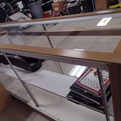 Retail 6' Glass Display Cabinet (No Contents)