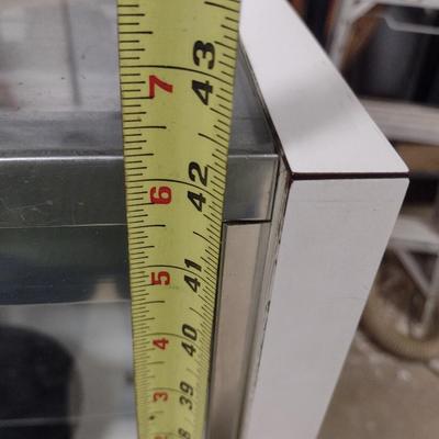 Retail 5' Glass Display Cabinet (No Contents)