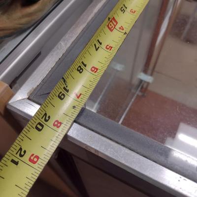 Retail 6' Glass Display Cabinet (No Contents)