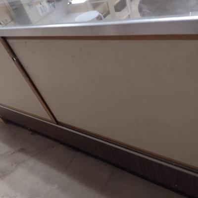 Retail 6' Glass Display Cabinet (No Contents)