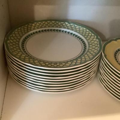 Villeroy & Boch French Garden-place settings, 55 pieces in this set