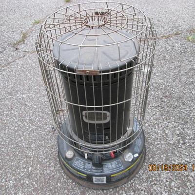 Dyna-Glo WK95C8B kerosene heater
