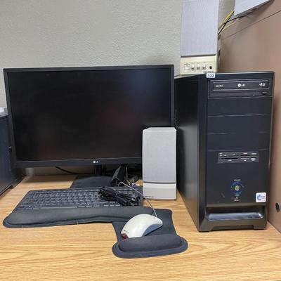LG desktop computer w/speakers
