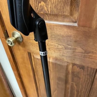 Microphone stand