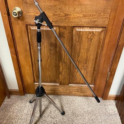 Mic stand